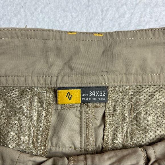 505 - Eddie Bauer Men’s Khaki Tan Pants side 34 x 32, Belt Included - Picture 10 of 15